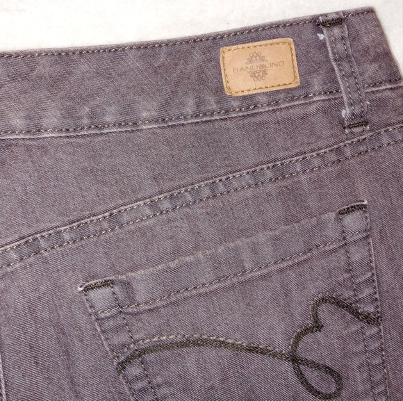 Bandolino Mandie Brown Midrise Denim Shorts size 10 - Picture 11 of 11